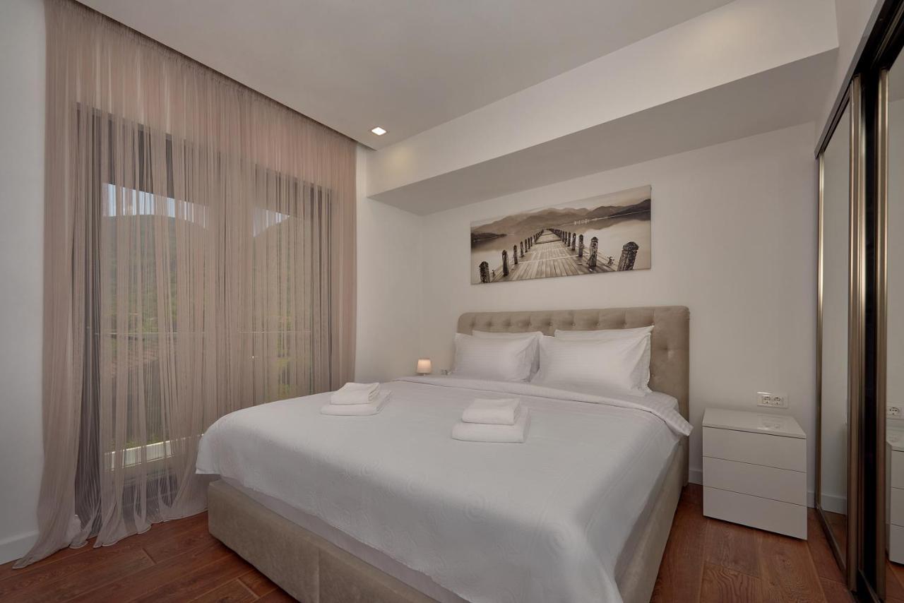 Georgiy Lux Apartments Lastva Grbaljska Extérieur photo
