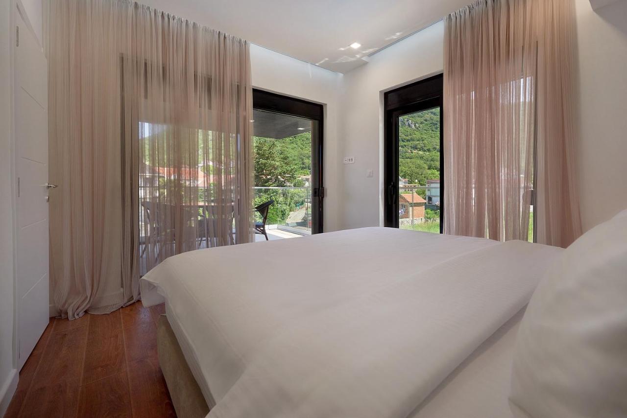 Georgiy Lux Apartments Lastva Grbaljska Extérieur photo