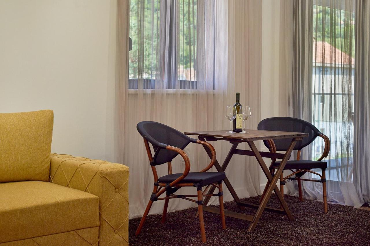 Georgiy Lux Apartments Lastva Grbaljska Extérieur photo